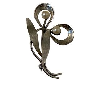 VANDELL VINTAGE BROOCH STERLING SILVER BOW MODERNIST CULTURED PEARLS MCM